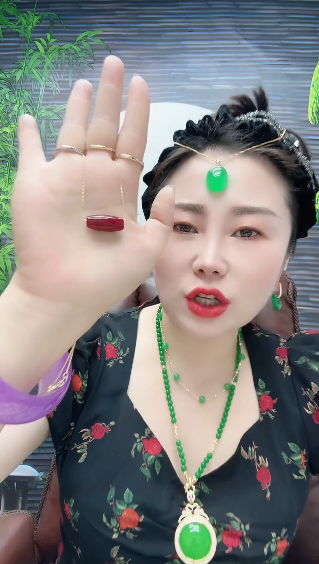 高货红色天珠吊坠