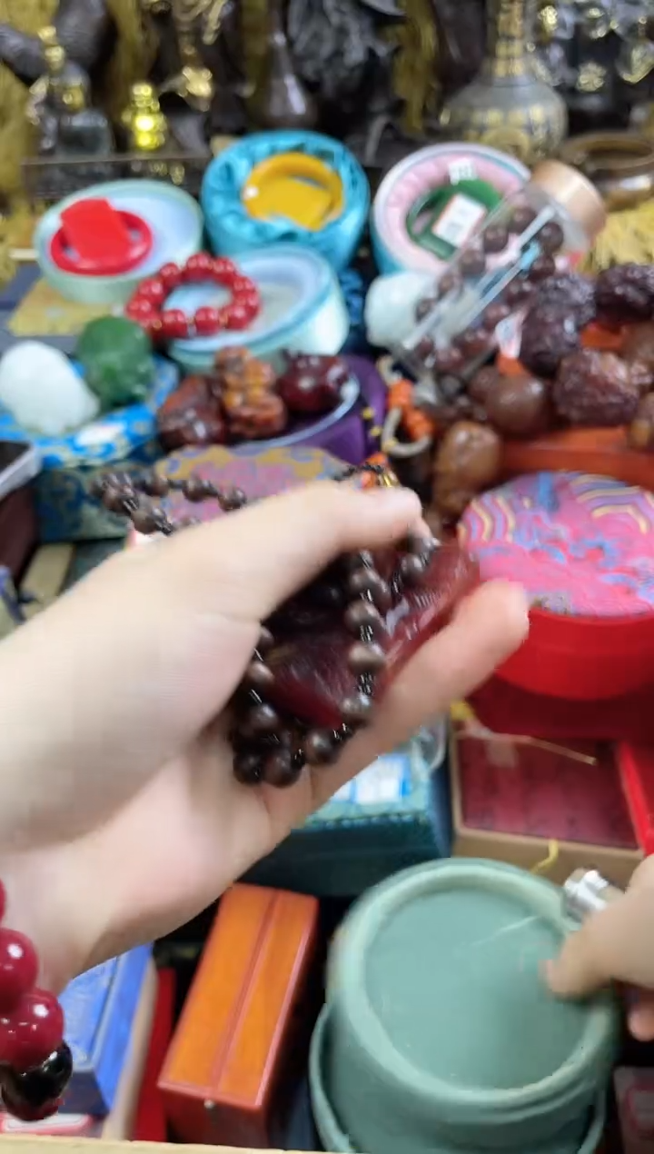 未镶嵌颈饰琥珀大梦高端精品链接