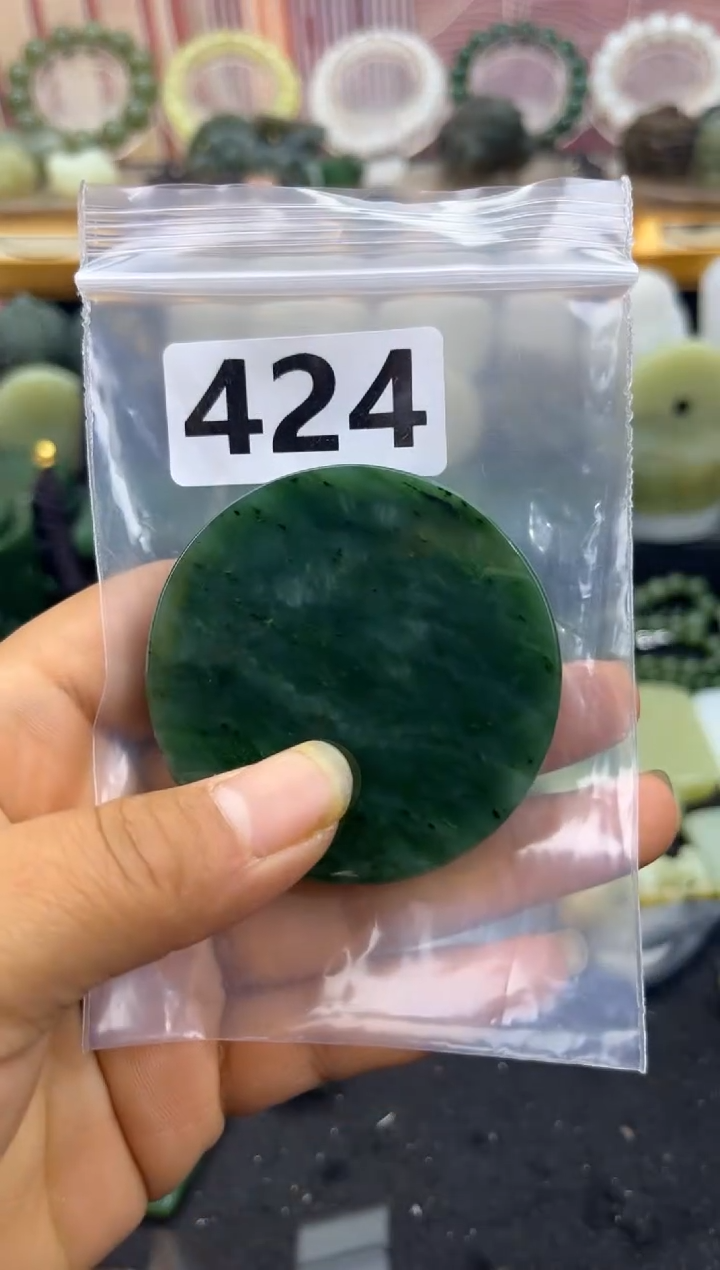 未镶嵌和田玉珠宝半成品镯芯
