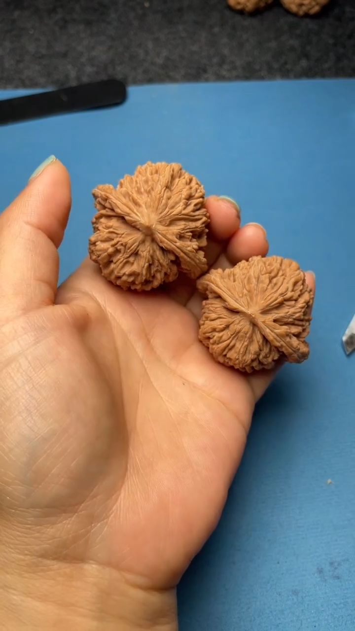 文玩核桃把件a55四座楼46尺