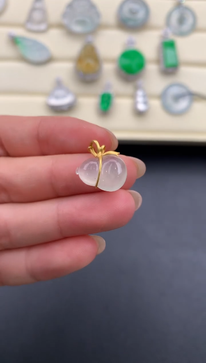 【闪购商品】翡翠颈饰18K金镶嵌D912       