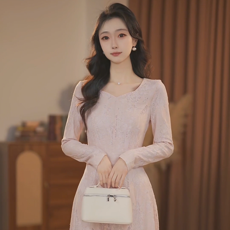 【大金】冬季新款高级感简约典雅修身显瘦连衣裙-HZ1268