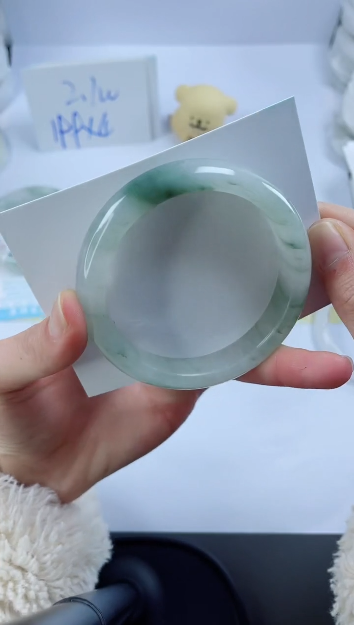 【闪购商品】石英质玉手镯未镶嵌710-56.8