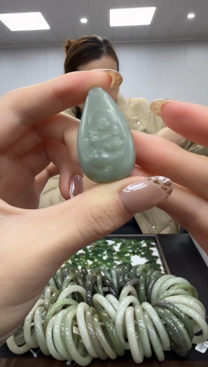 颈饰未镶嵌和田玉多样性发其一zj佛公