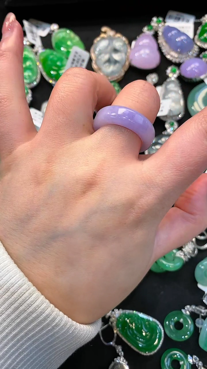 【闪购商品】翡翠吊坠(不含链)18K金镶嵌指环