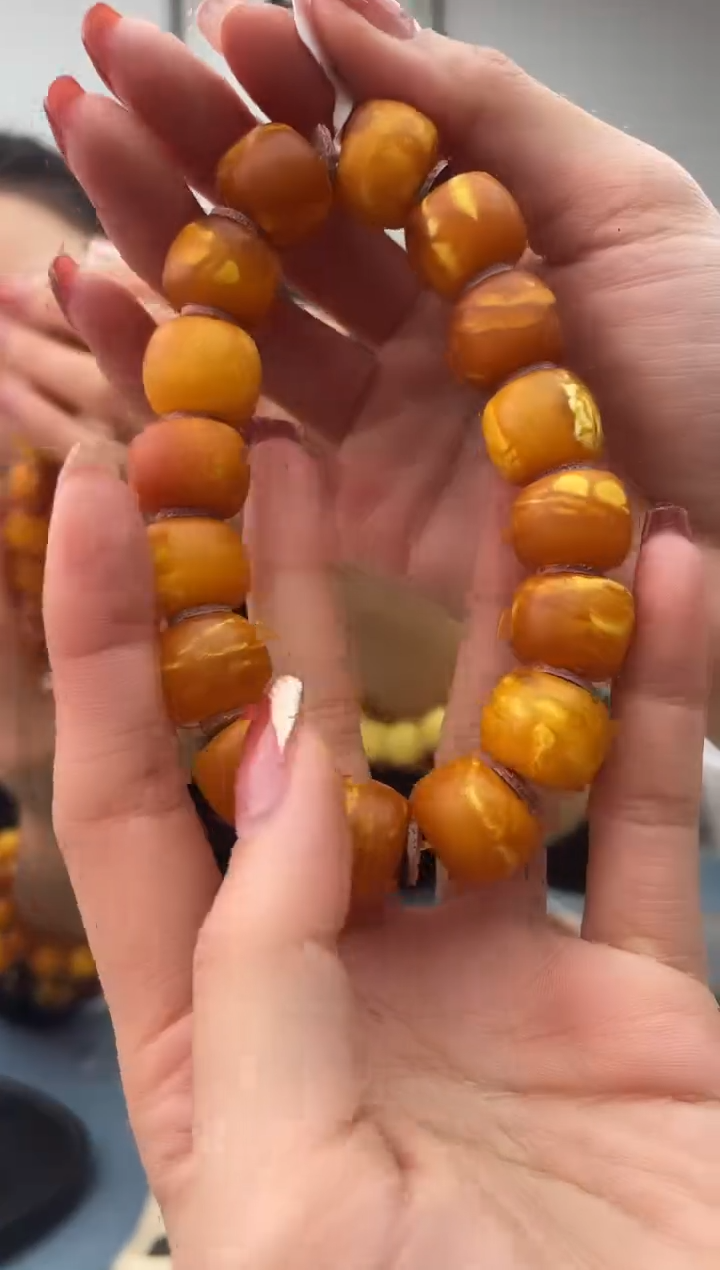 【闪购商品】琥珀珠宝奇石未镶嵌 假一赔十，多样性发一件039