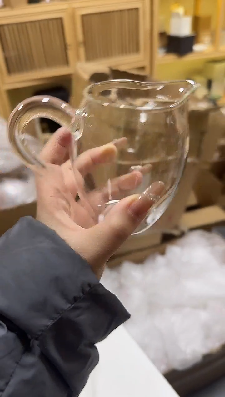 白色181怡然公道杯