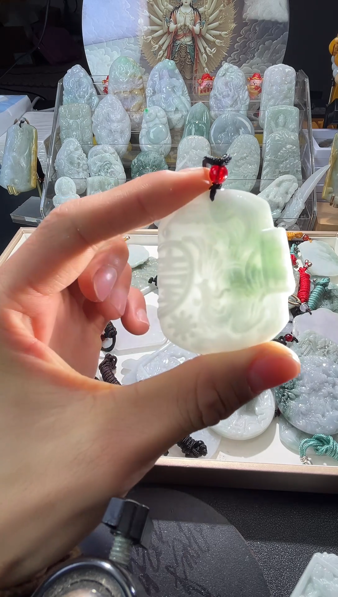 颈饰未镶嵌翡翠1