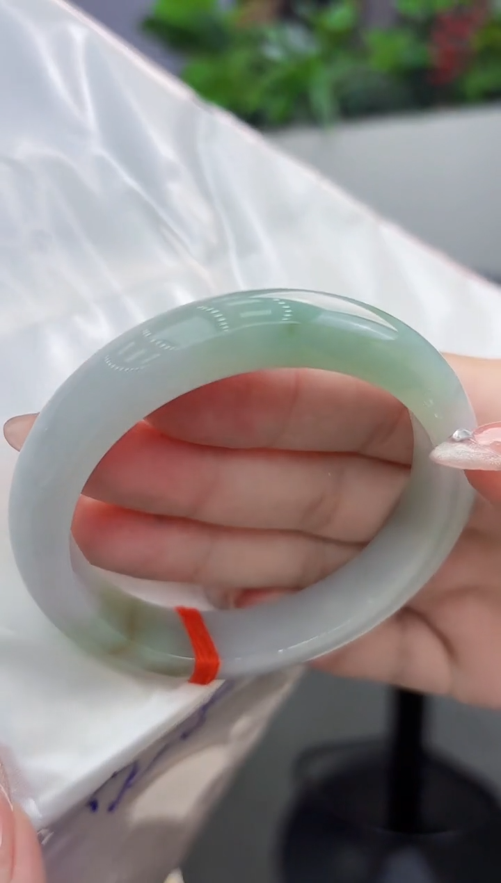 【闪购商品】翡翠手镯未镶嵌翡翠手镯