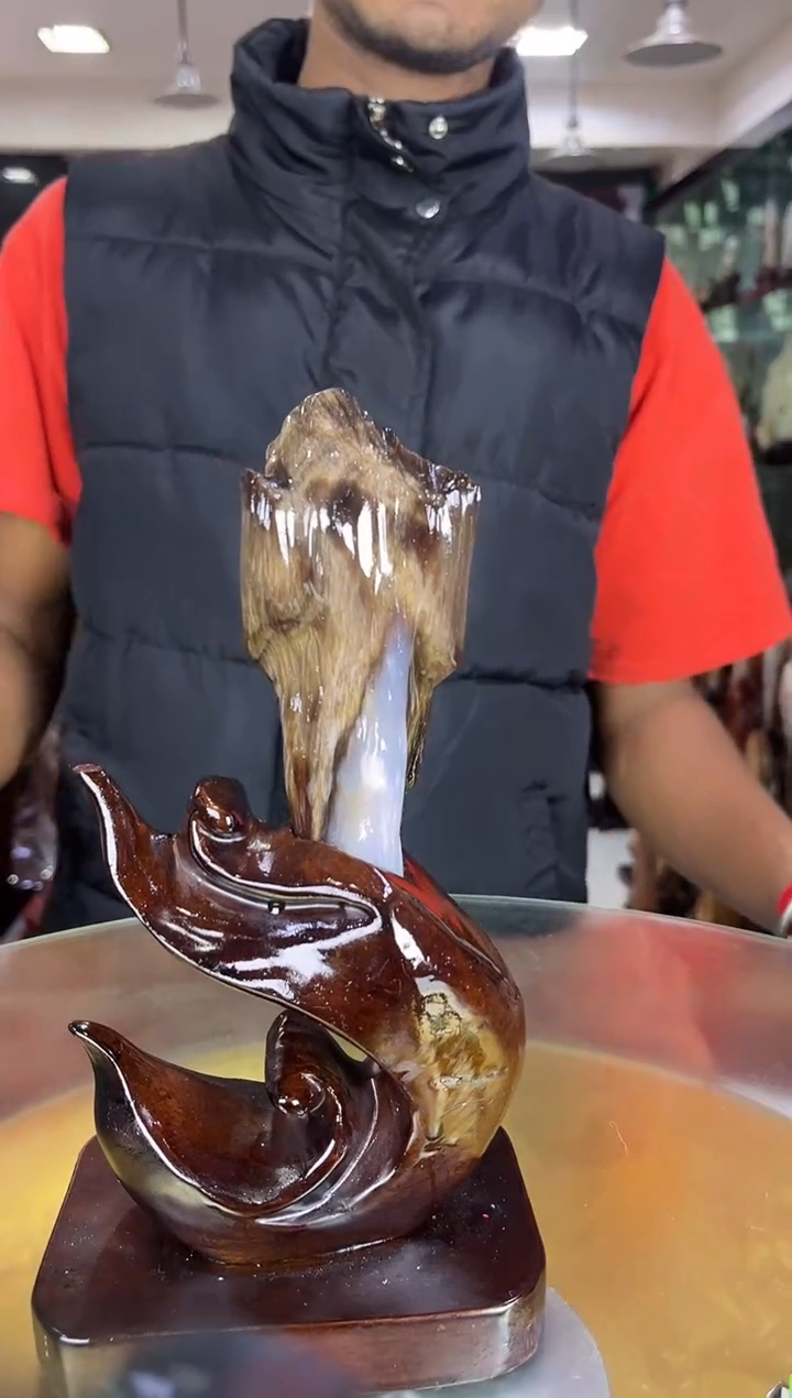 缅甸天然树化玉摆件