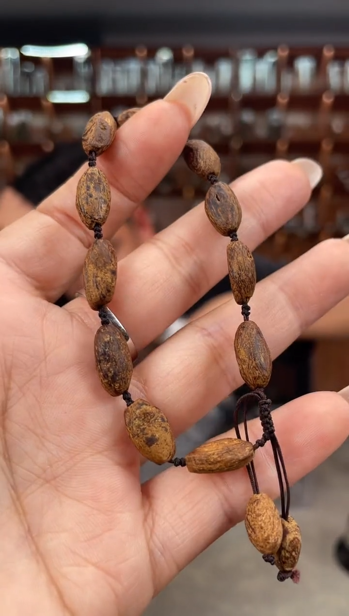 【闪购商品】沉香手串66号惠安红土多样性发一条