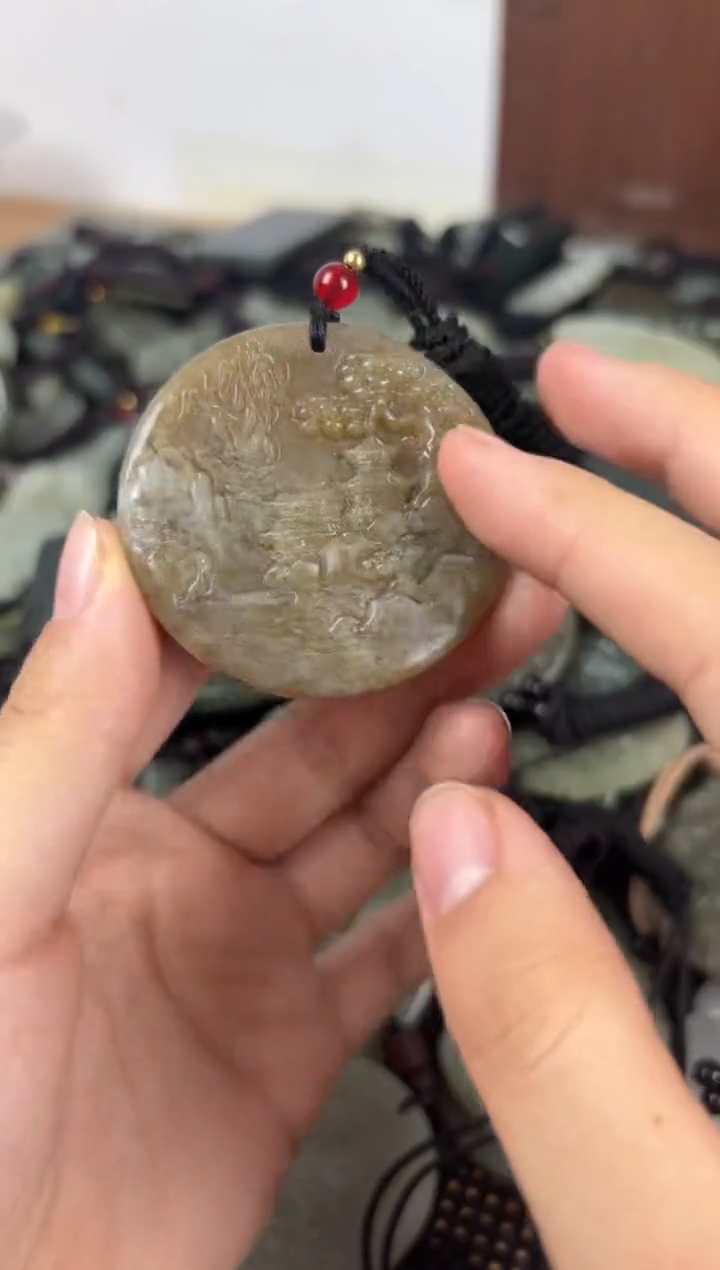 【闪购商品】和田玉颈饰未镶嵌1