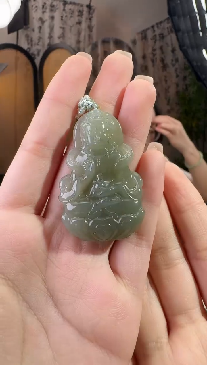 和田玉未镶嵌颈饰观音p