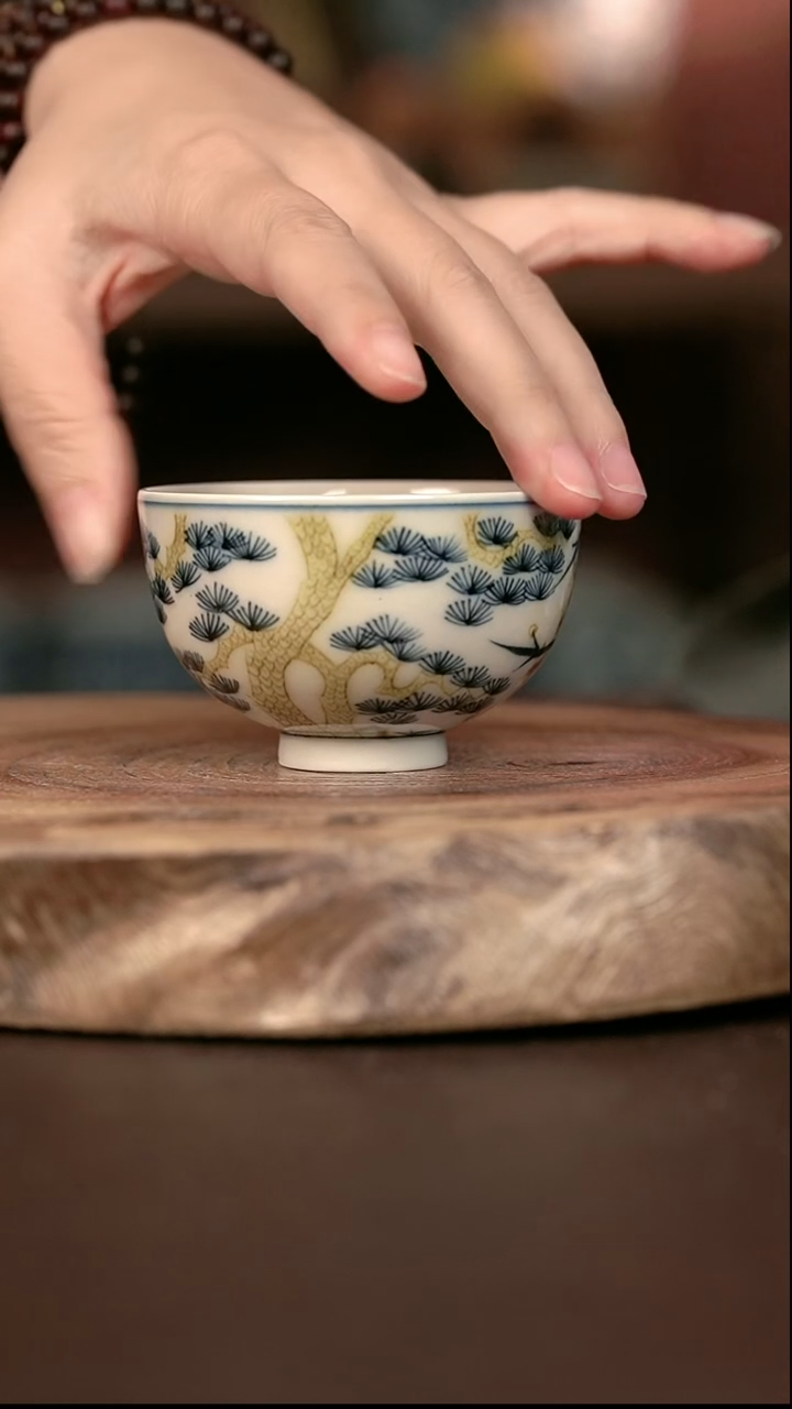 手绘微瑕 高温现代瓷 气窑  松竹梅鸡心杯90c