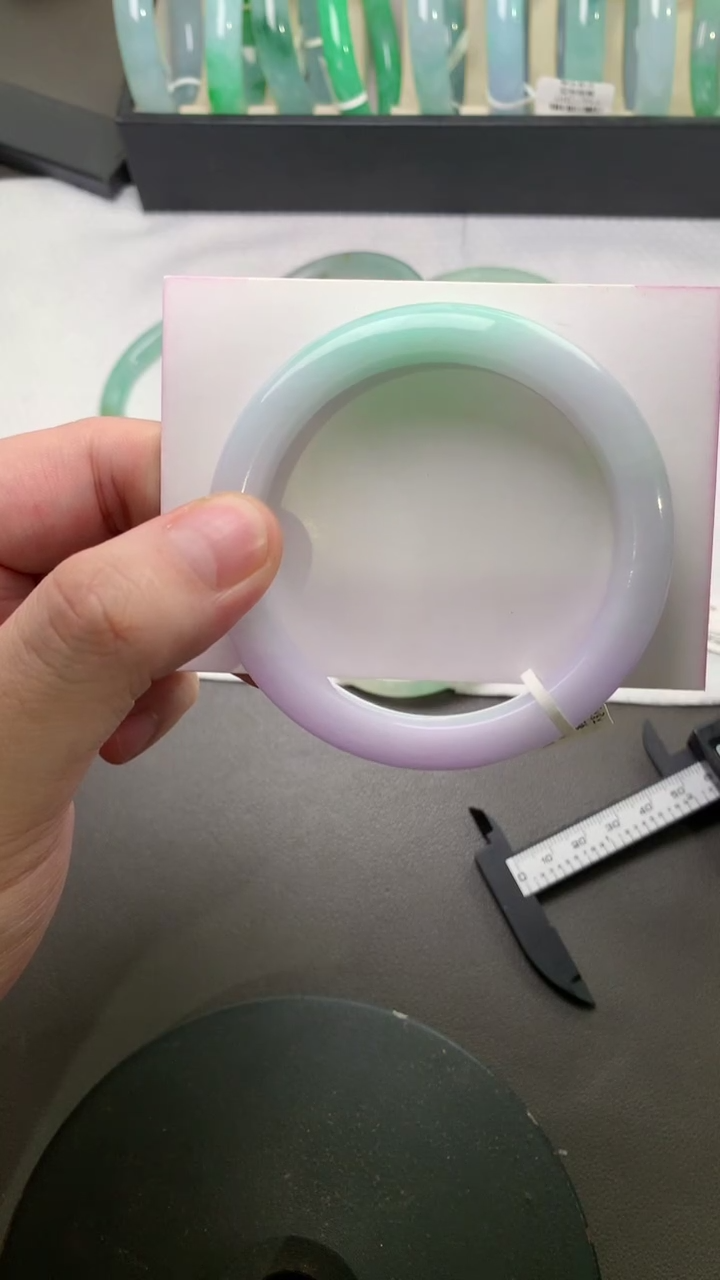 未镶嵌手镯翡翠56.6*12.3*8.4