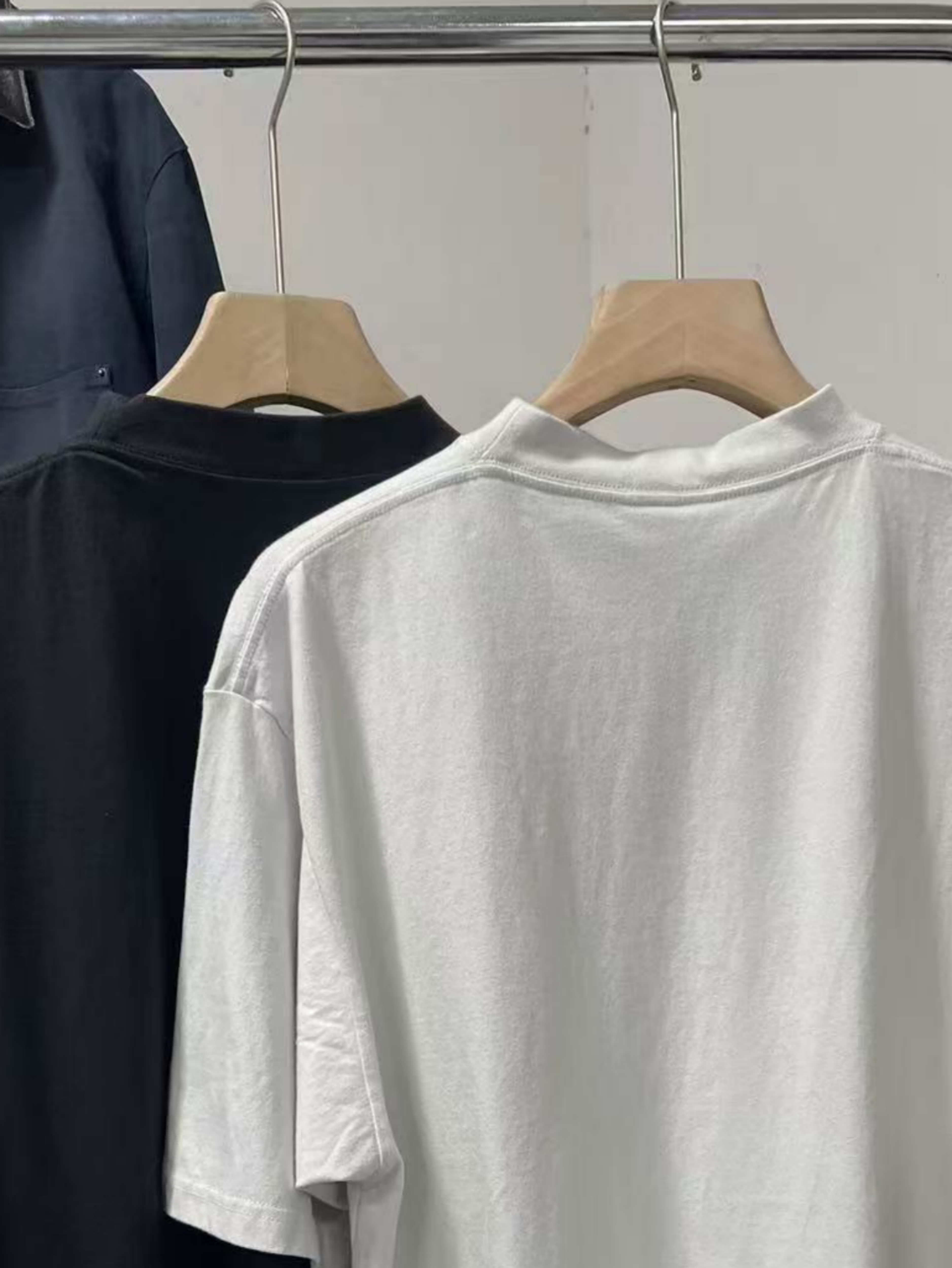 「临时系列」黑白色蓝印短袖T恤