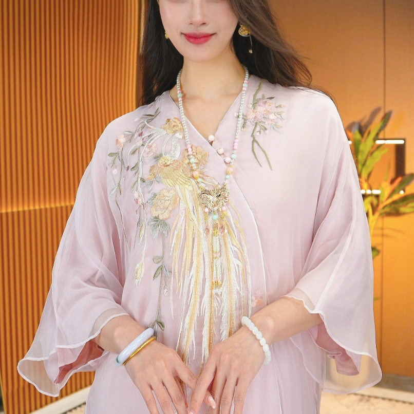 凤仪天下/重工刺绣新中式改良女装中长连衣裙2024B5531—伊一
