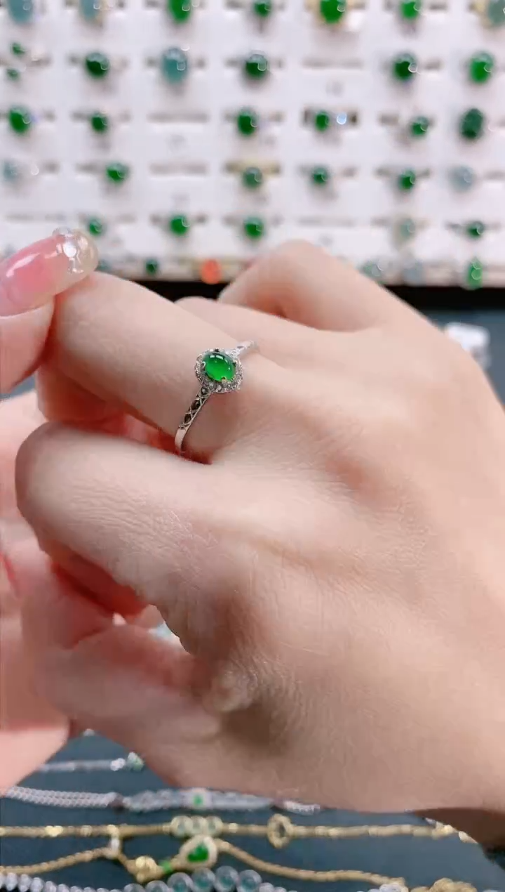 【闪购商品】翡翠戒指银S925镶嵌天然翡翠