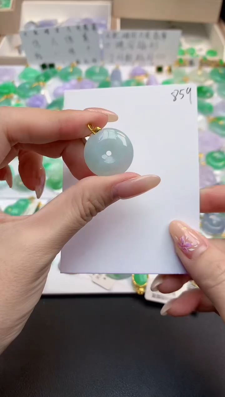 颈饰18K金镶嵌翡翠天然缅甸A货翡翠