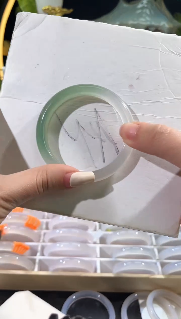 【闪购商品】玛瑙/玉髓手镯未镶嵌2