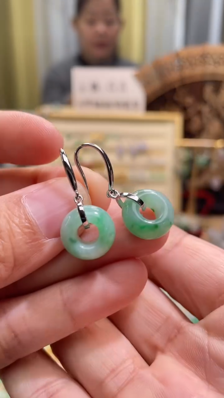颈饰未镶嵌翡翠甜甜圈一对耳钩