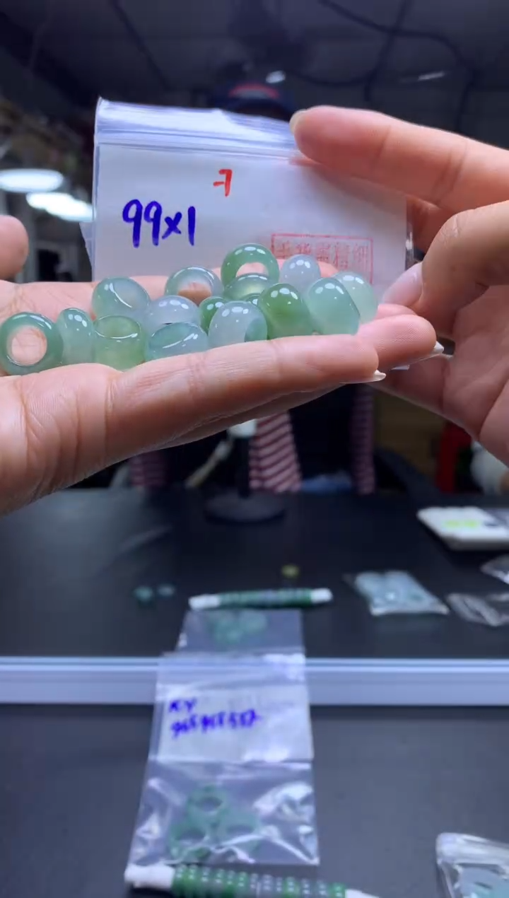 未镶嵌定制翡翠甜甜圈#99元多样性拍一发一毛货需抛光