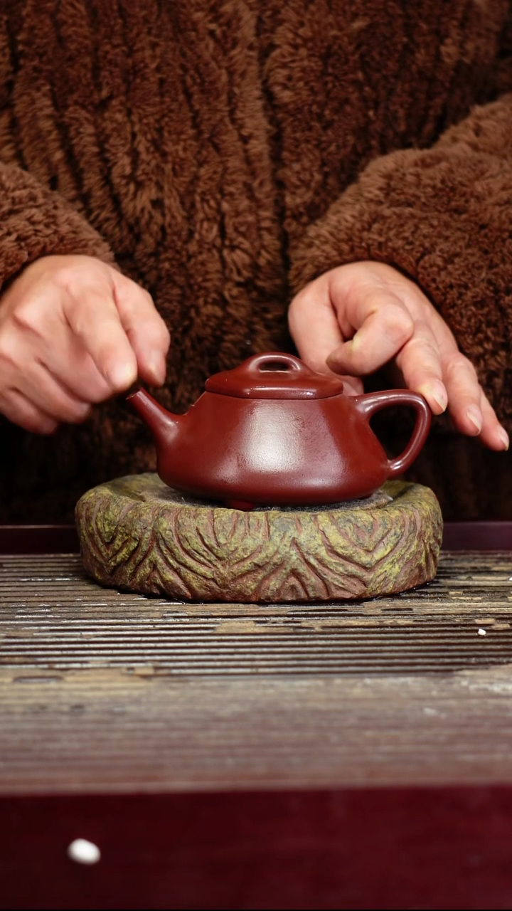 宜兴原矿紫砂壶茶壶宜兴原矿紫砂壶茶壶160C