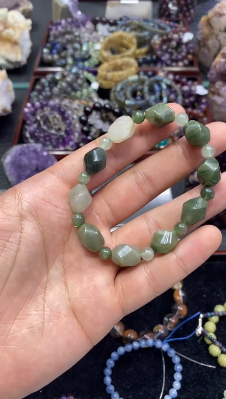【闪购商品】水晶手链未镶嵌玛瑙水草