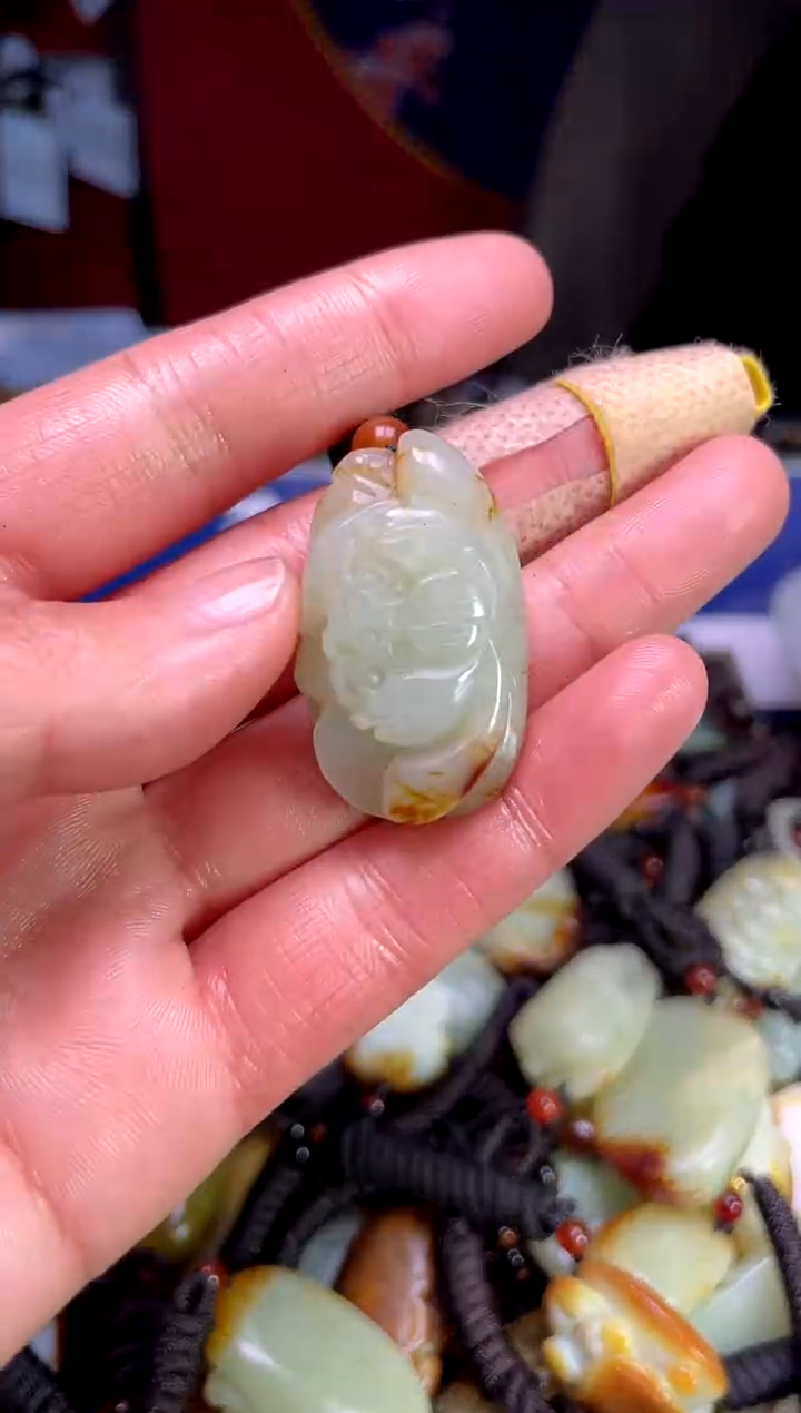 【闪购商品】和田玉颈饰未镶嵌1