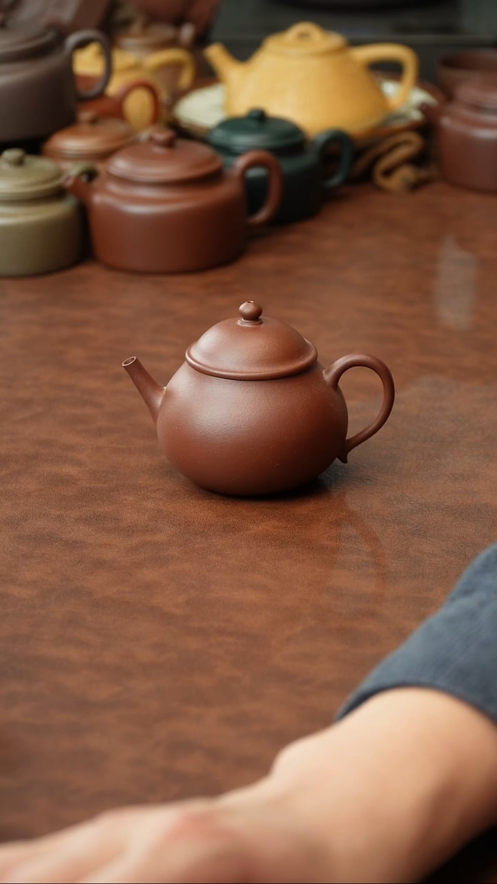 茶壶紫砂五堂款潘壶 做工精致 微微瑕疵 150CC