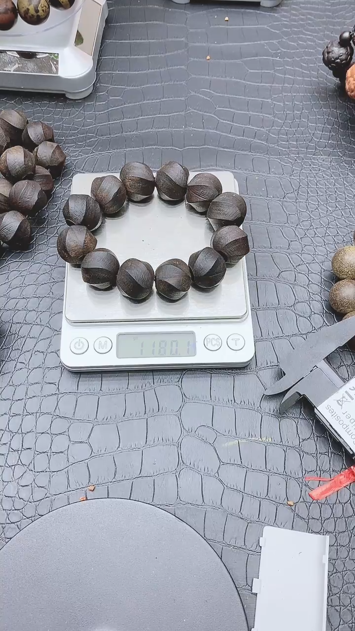 【闪购商品】木制手串文香福利