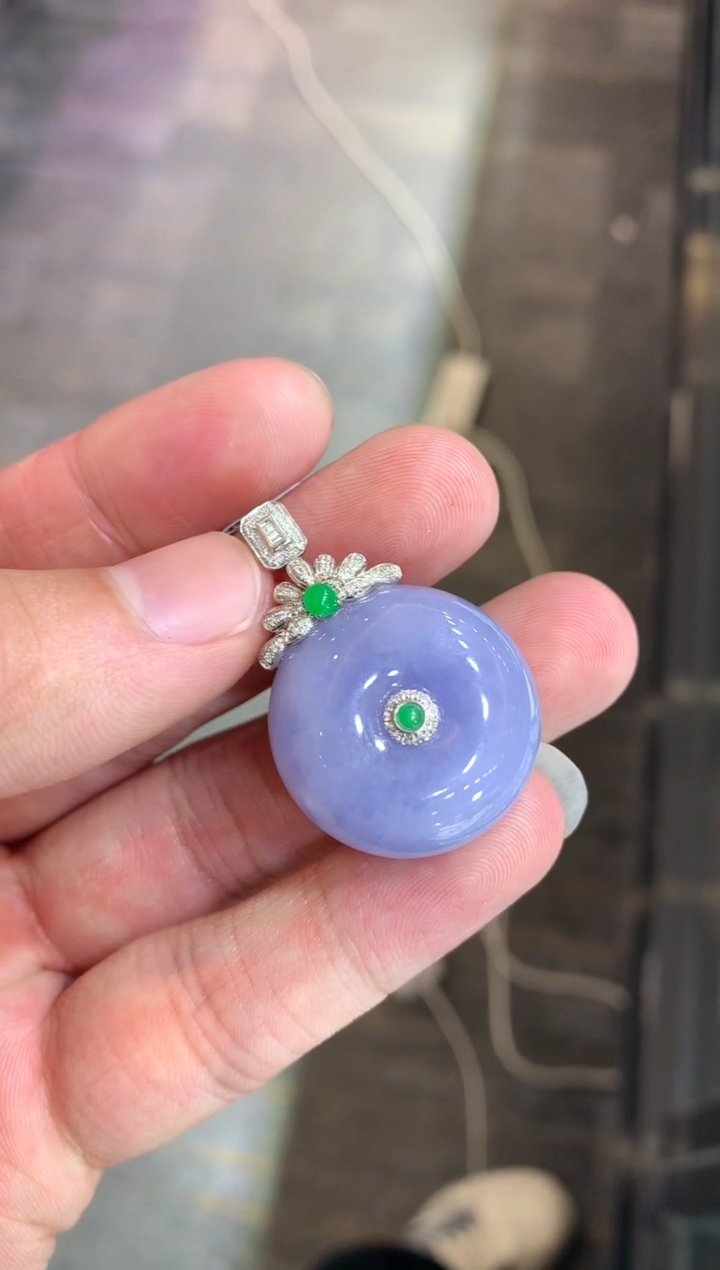 【闪购商品】翡翠吊坠(不含链)18K金镶嵌扣子