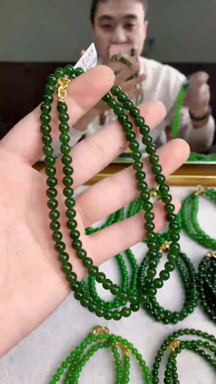 项链未镶嵌和田玉卡6无黑菠菜绿