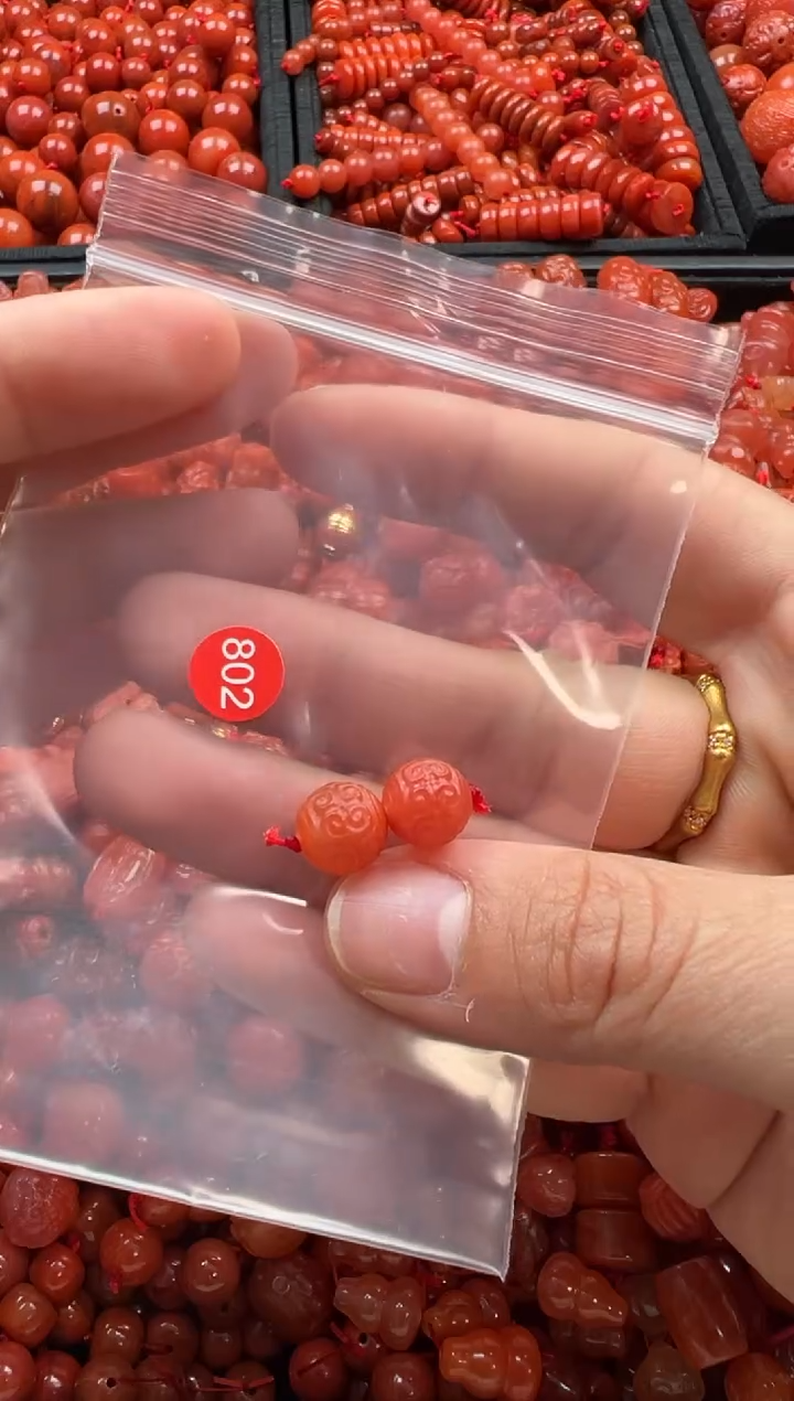 【闪购商品】南红玛瑙颈饰未镶嵌1