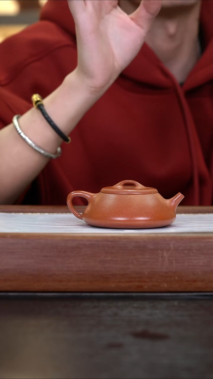 茶壶紫砂   纳瓢   130CC   朱泥