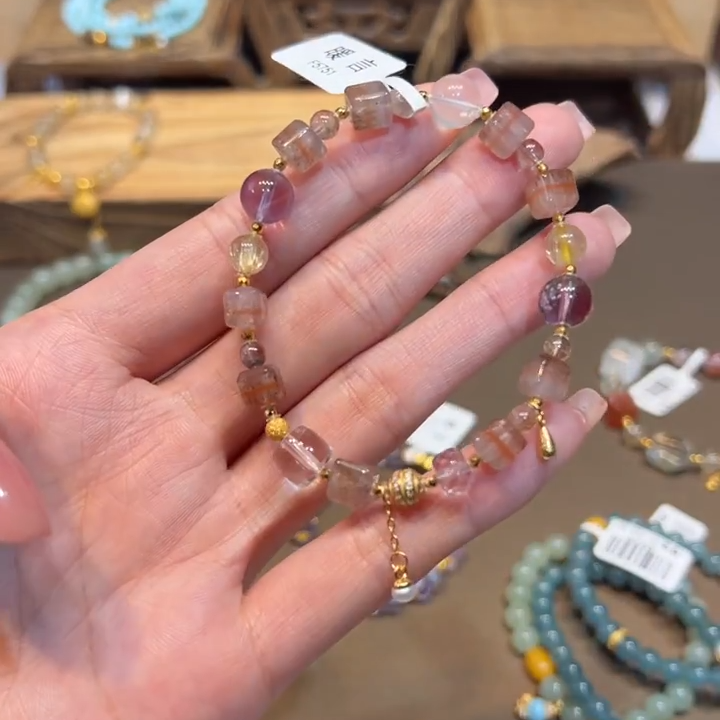 单圈极光水晶多宝手串搭配桶珠吊坠手链F5751多样性发一