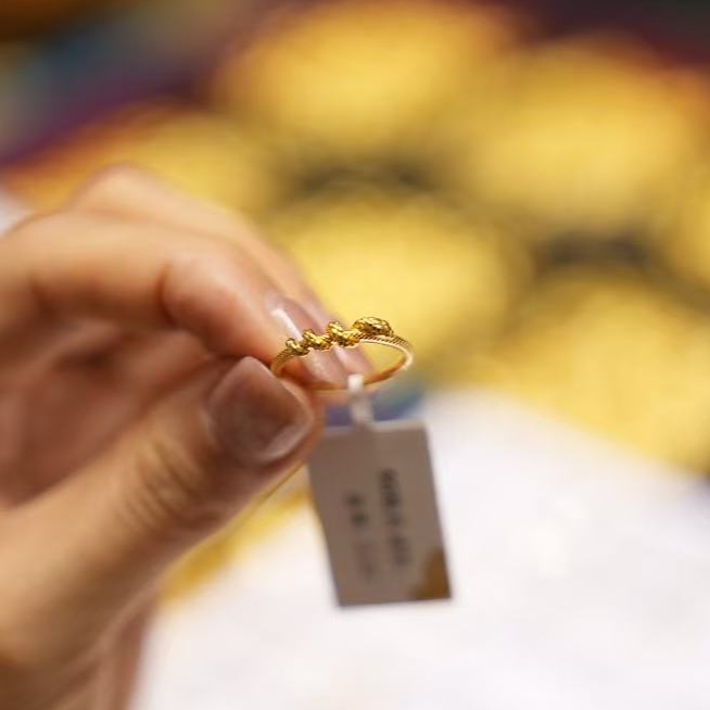 【巧玲专属】足金999卷卷蛇戒指 活口经典