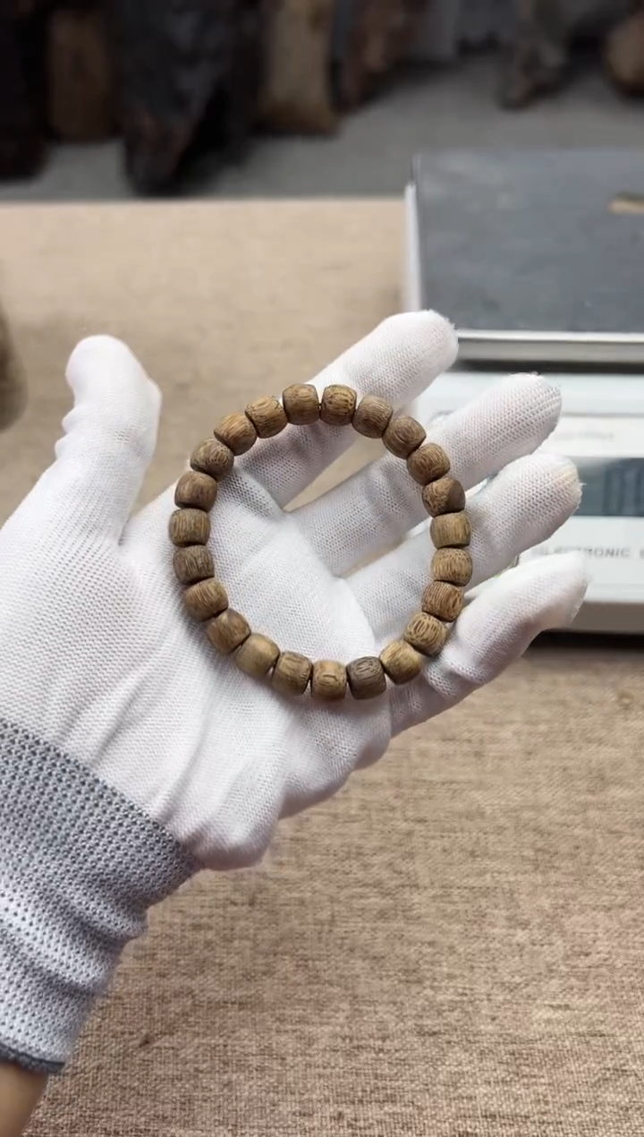 【闪购商品】沉香手串天然野虫漏黄油格0.9鼓珠单圈多样性发一