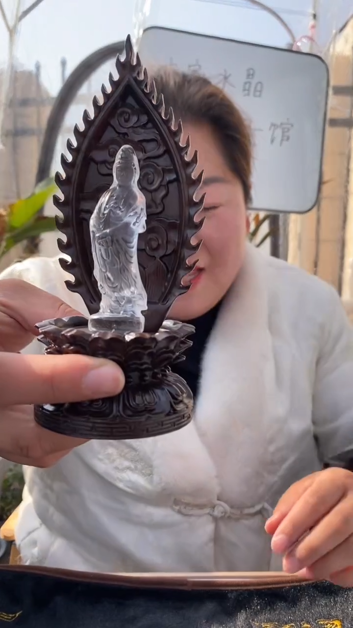 【闪购商品】水晶观音未镶嵌白水晶观音D412