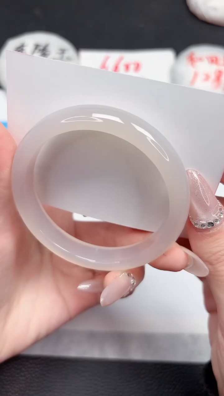 【闪购商品】石英质玉手镯未镶嵌62-59.2