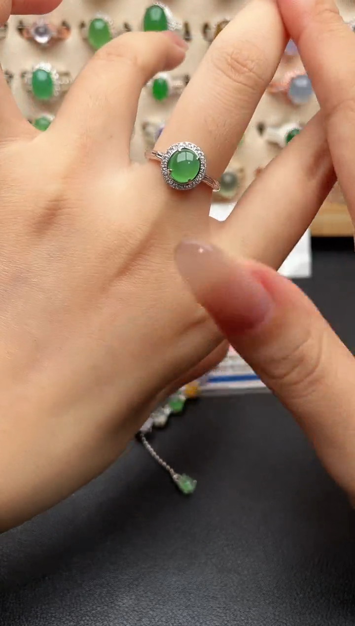 银S925镶嵌戒指翡翠一物一证一礼盒