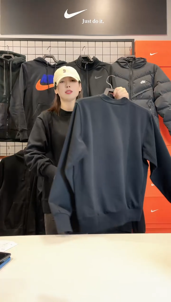 CK63 黑色卫衣 XL码160斤-180斤 不退换