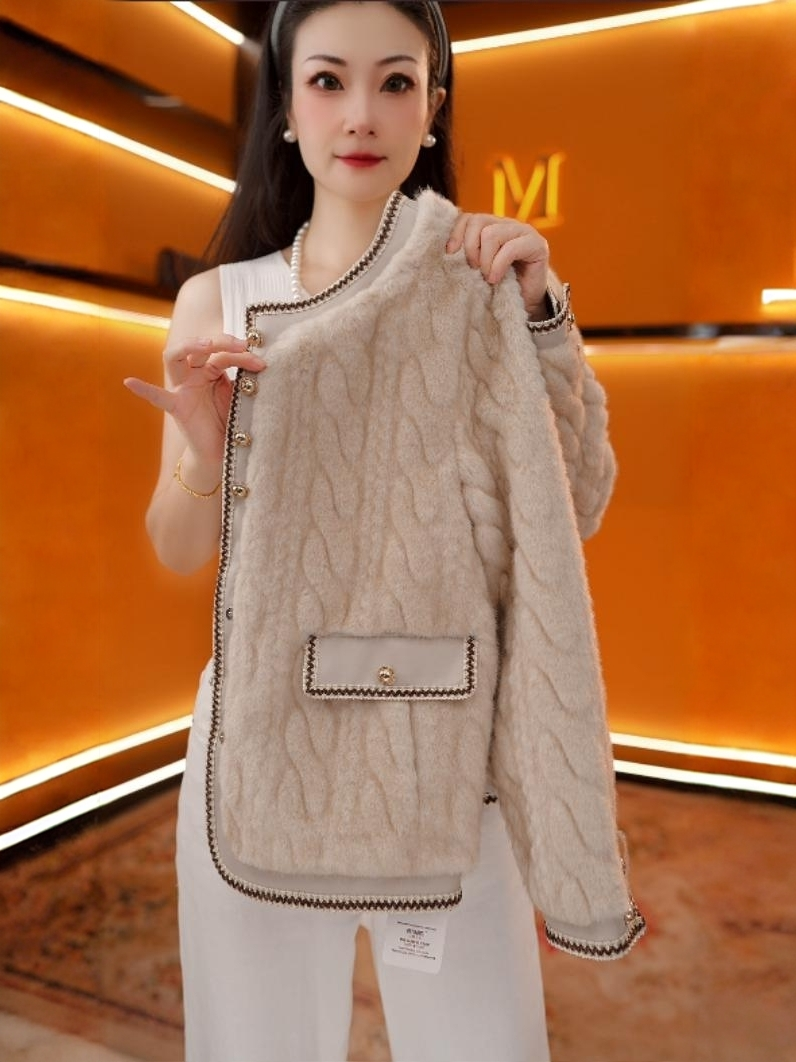 YY-2025轻奢时尚雪兰貂外套