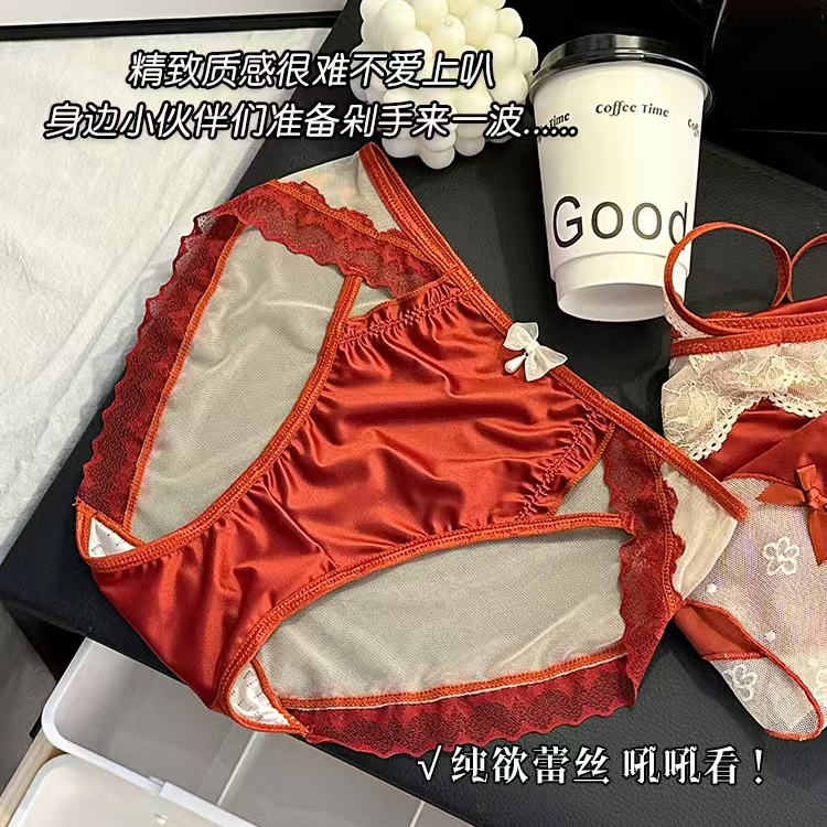 红色缎面蕾丝内裤中腰设计少女风性感三角裤甜美舒适