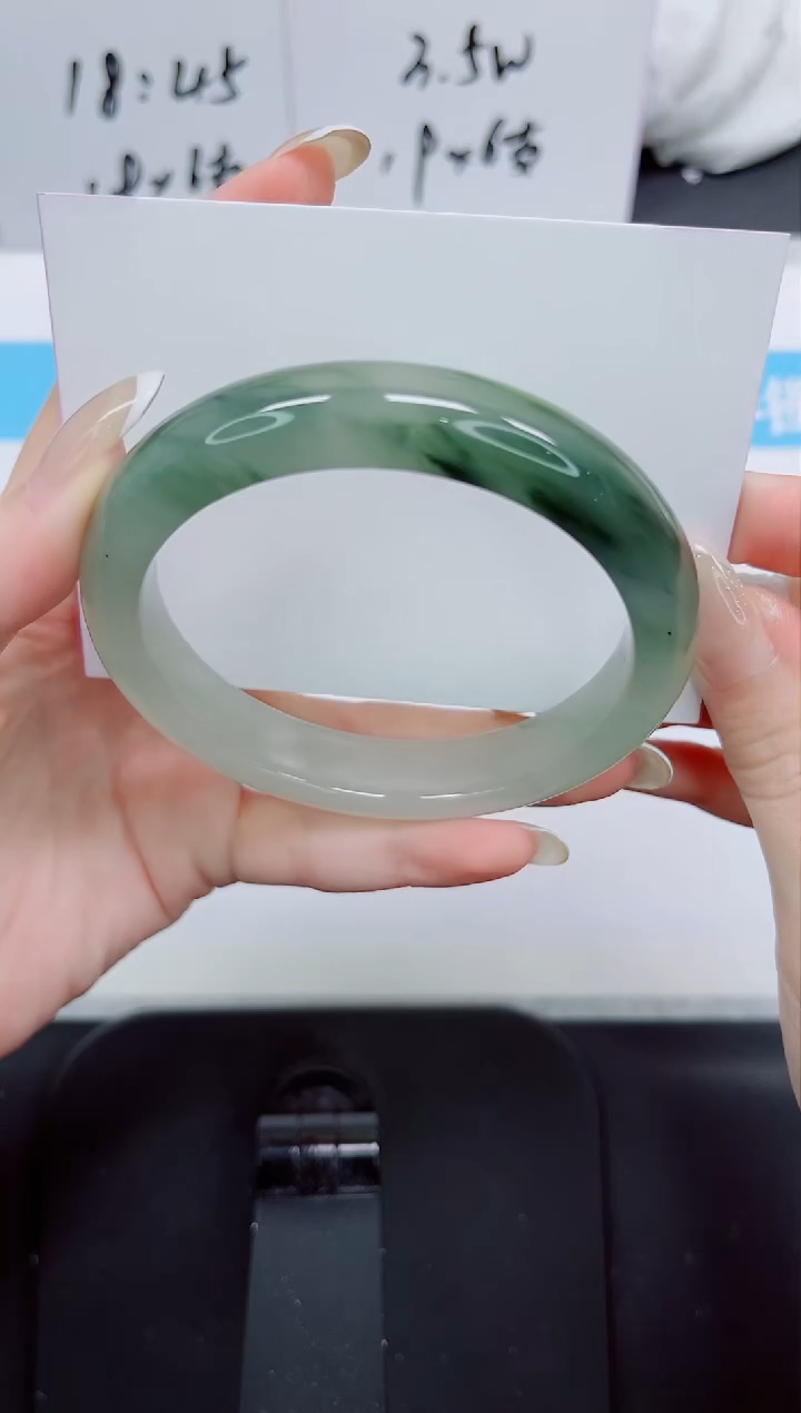 石英质玉手镯未镶嵌279