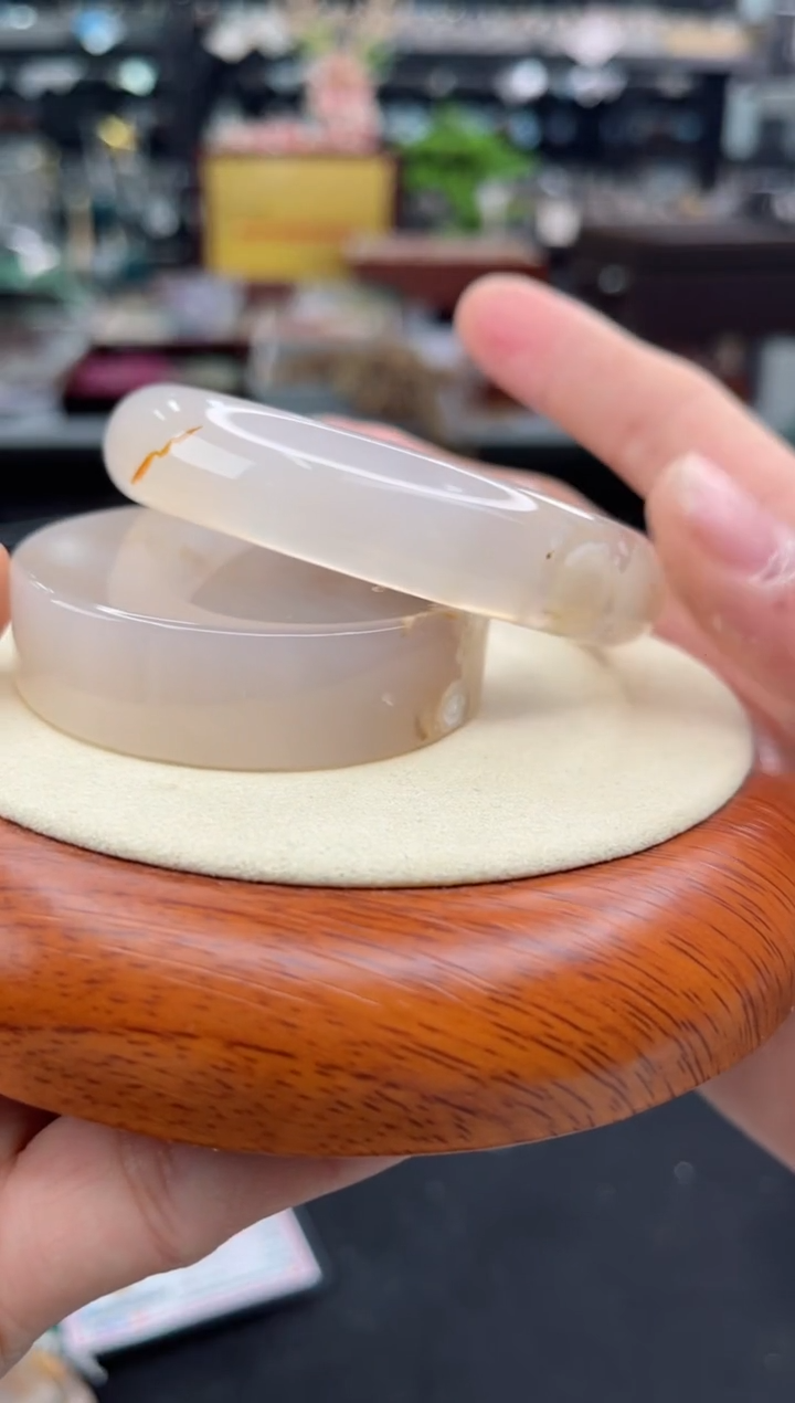 【闪购商品】石英质玉手镯未镶嵌60圈口（赠品镯心）34562575