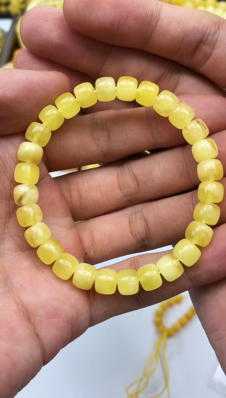 裸石琥珀未镶嵌手串