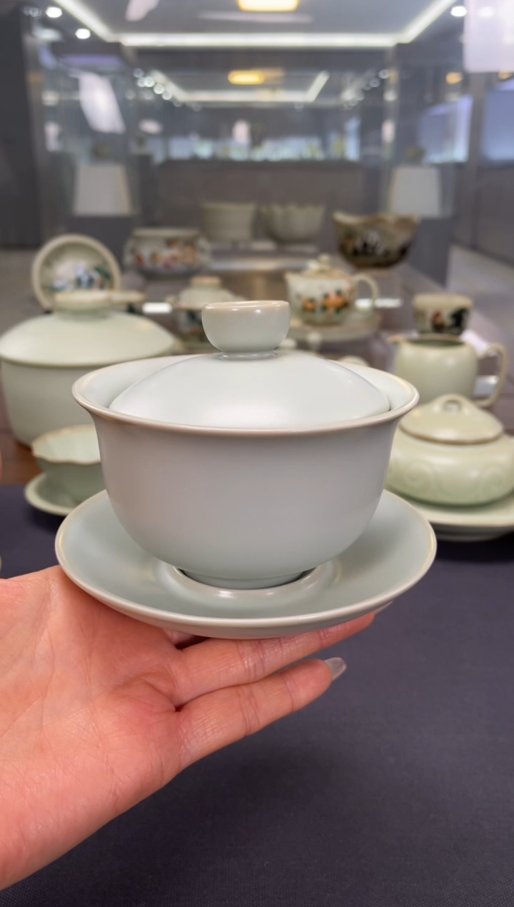 【闪购商品】周泽堂天青三宝盖碗