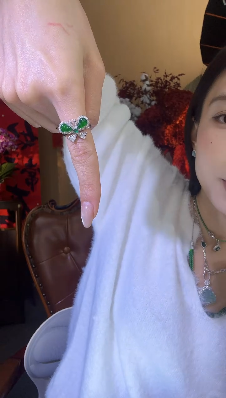 【闪购商品】翡翠项圈未镶嵌581420戒指