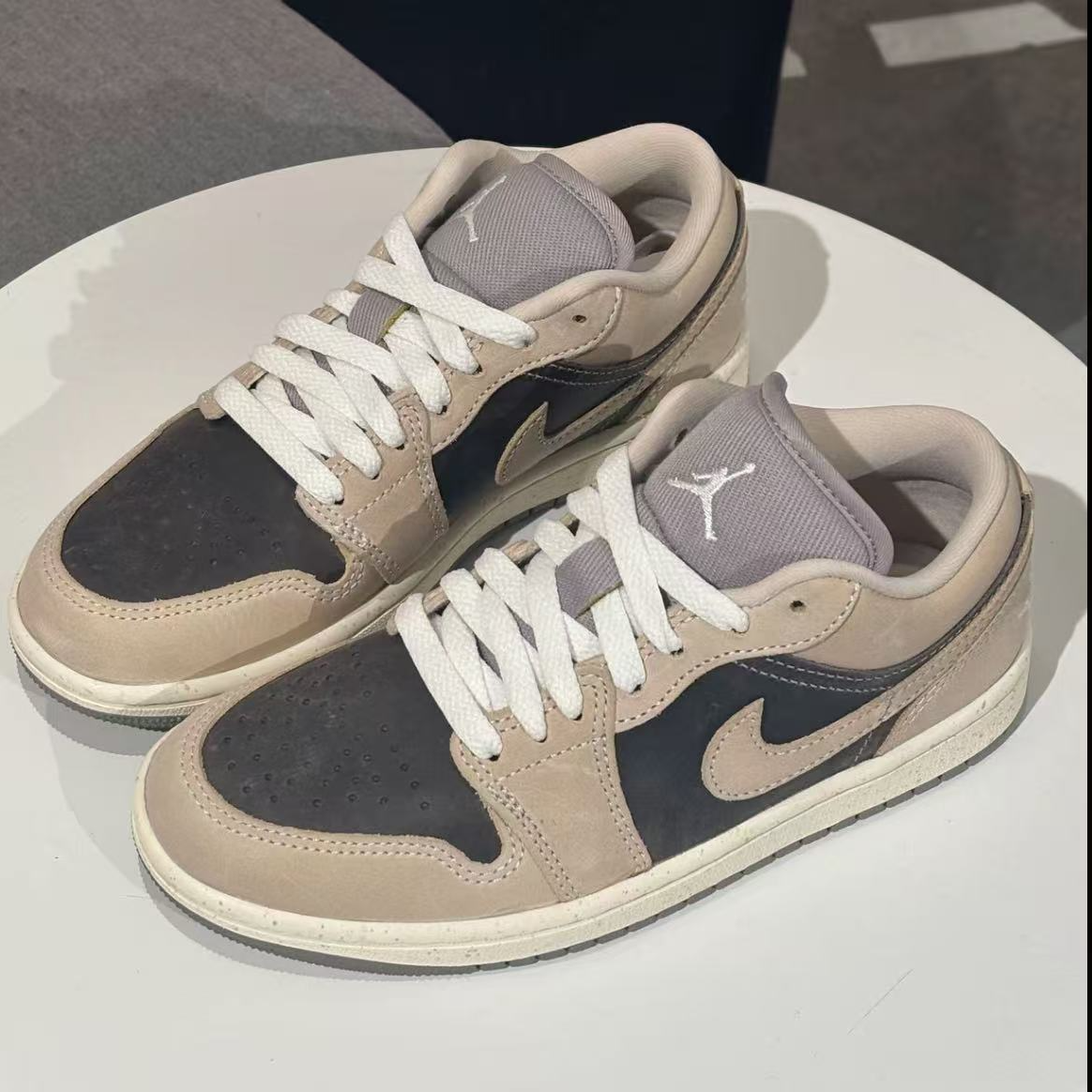 NIKE/耐克官方正品AJ1奶茶生巧泼墨男女休闲百搭运动鞋IB7011-001